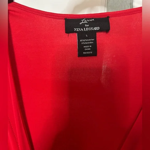 Lemmi for Nina Leonard NWT RED Poly/Spandex Size Lrg Wrap Dress Gold Bel… - Picture 6 of 12